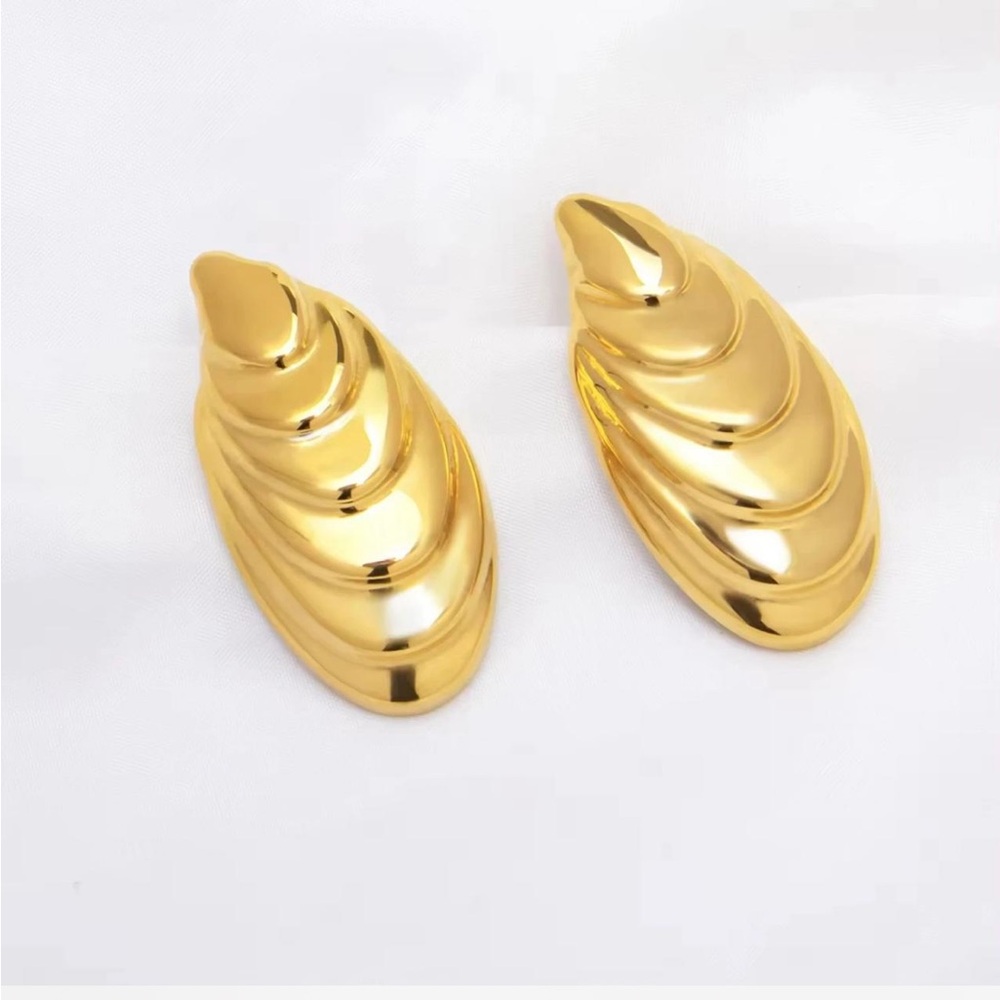 Gold Oyster Shell Statement Earrings